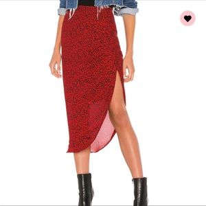 BB Dakota Ruched Awakening Skirt Size 6 NWT